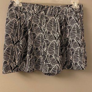 Loft Leaf Pattern Shorts